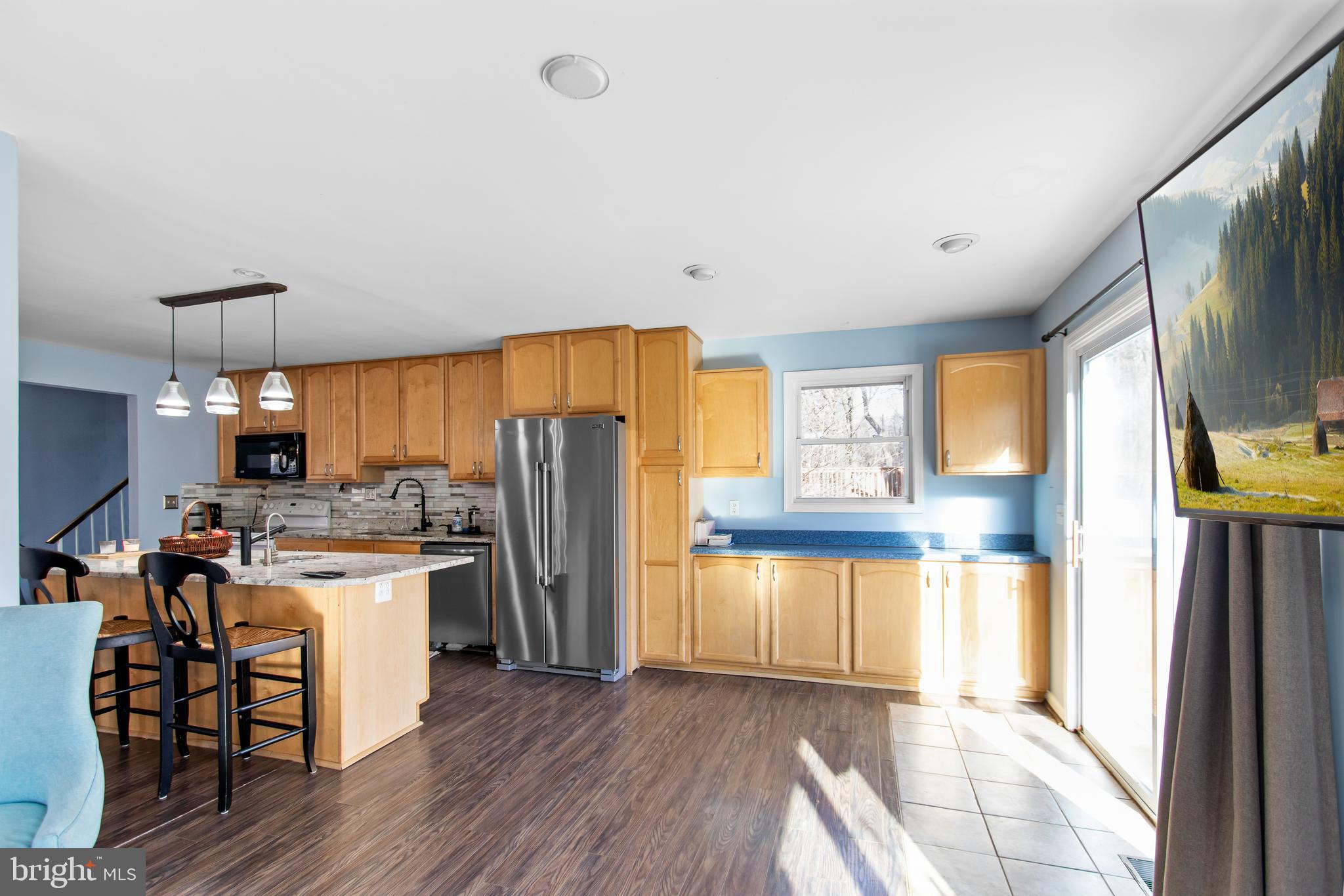 5536 Bluecoat LANE