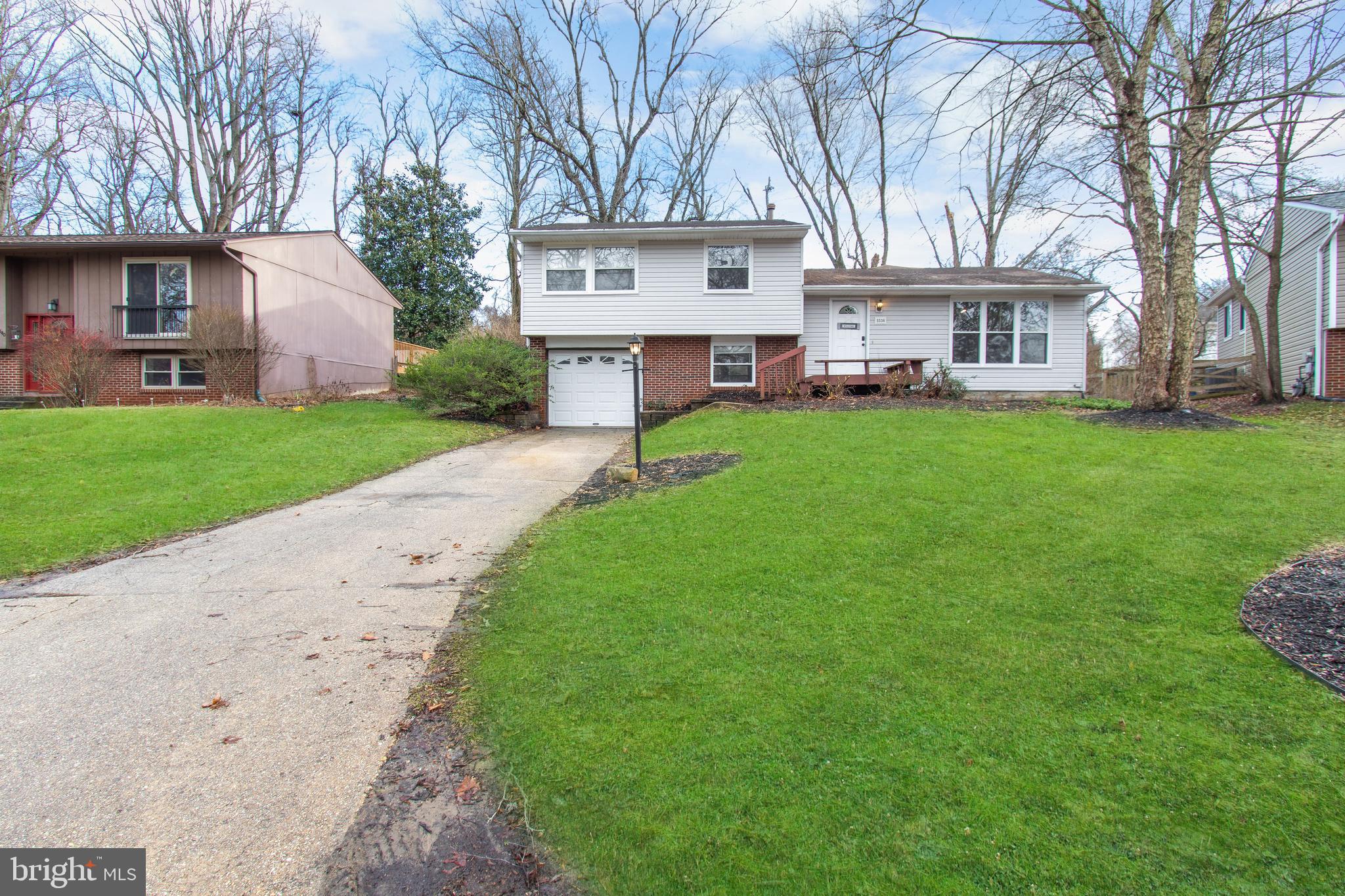 5536 Bluecoat LANE