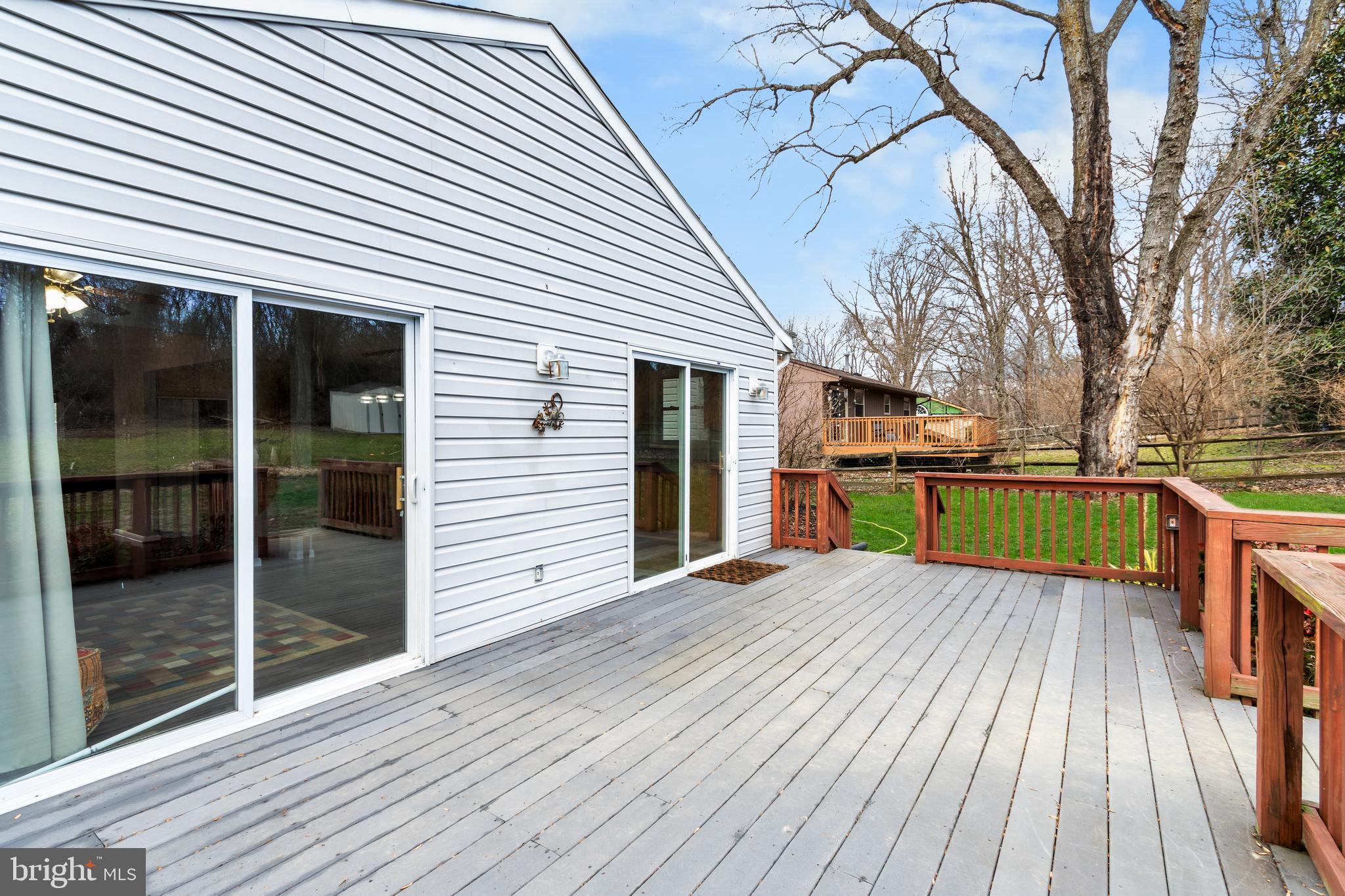 5536 Bluecoat LANE