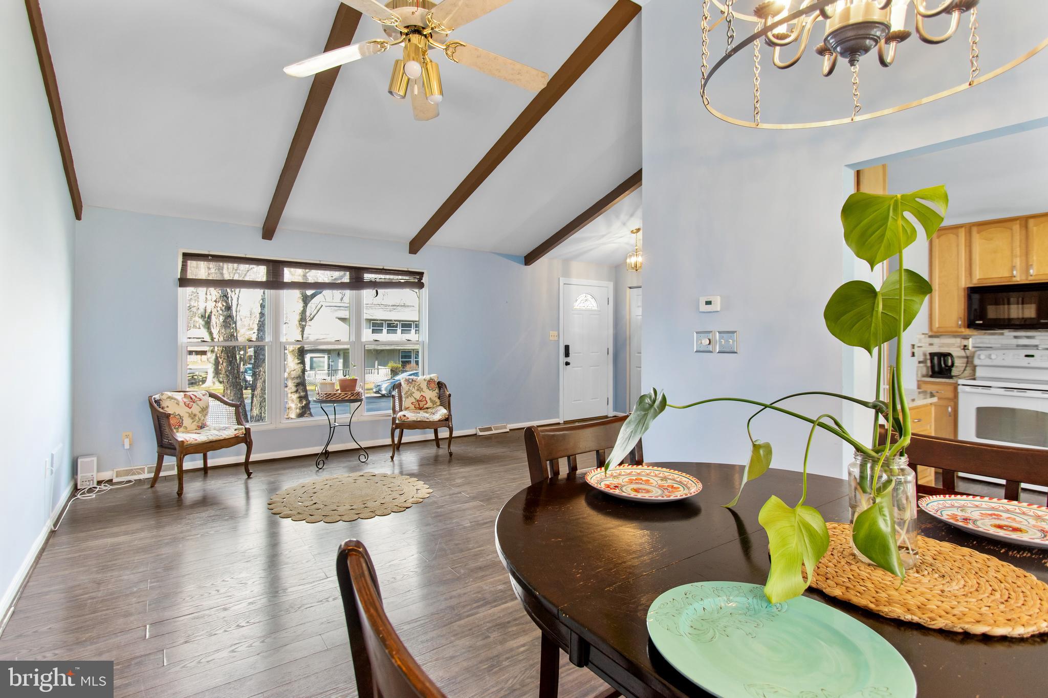 5536 Bluecoat LANE