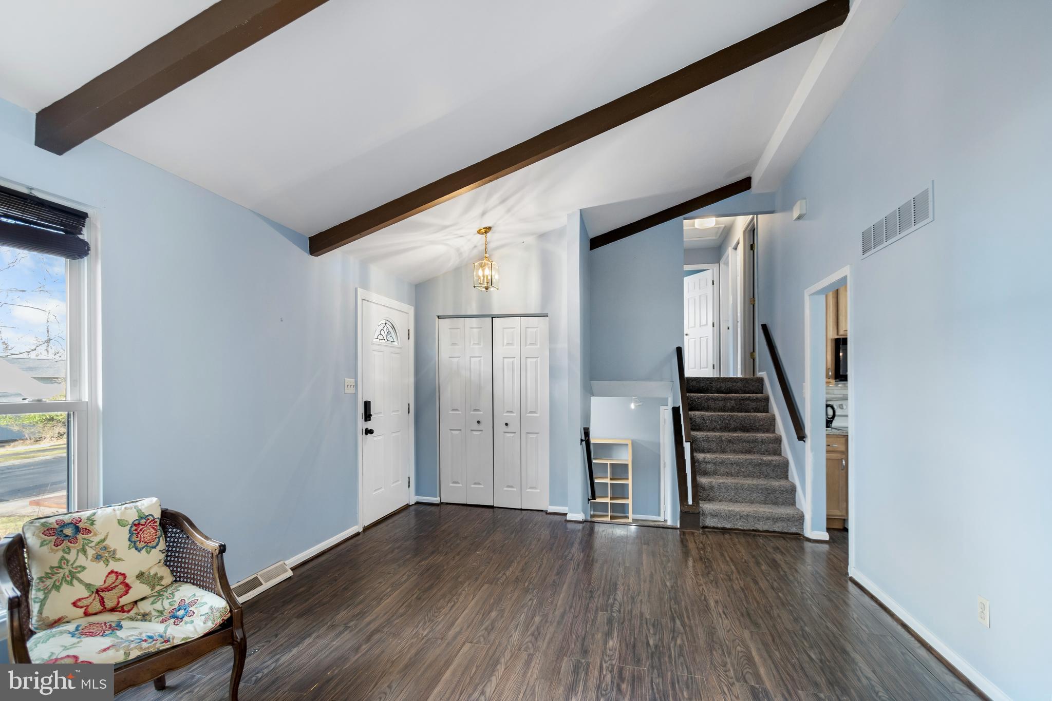 5536 Bluecoat LANE