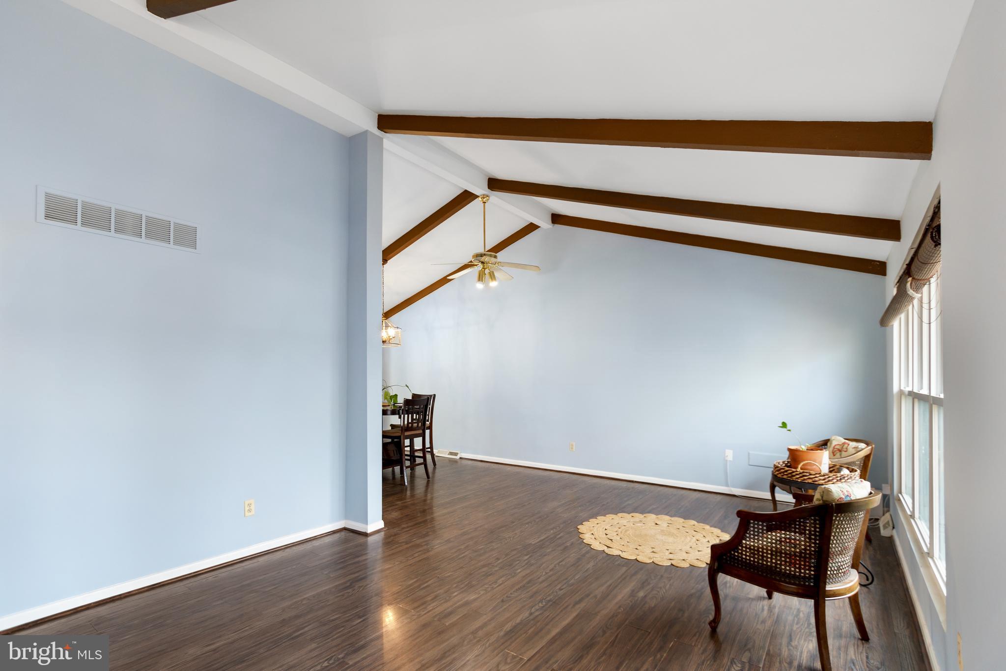 5536 Bluecoat LANE