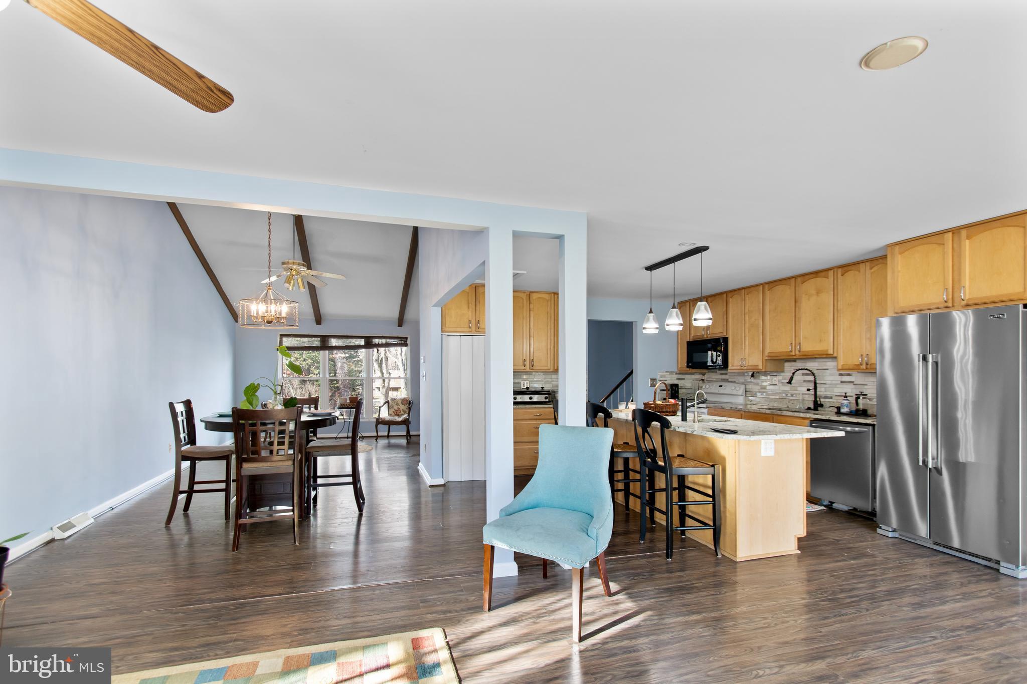 5536 Bluecoat LANE