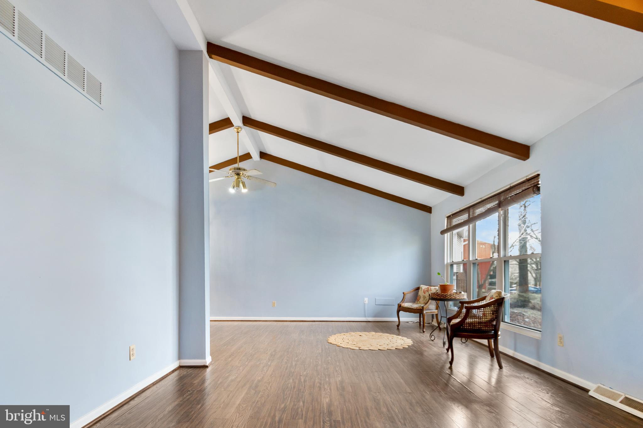 5536 Bluecoat LANE