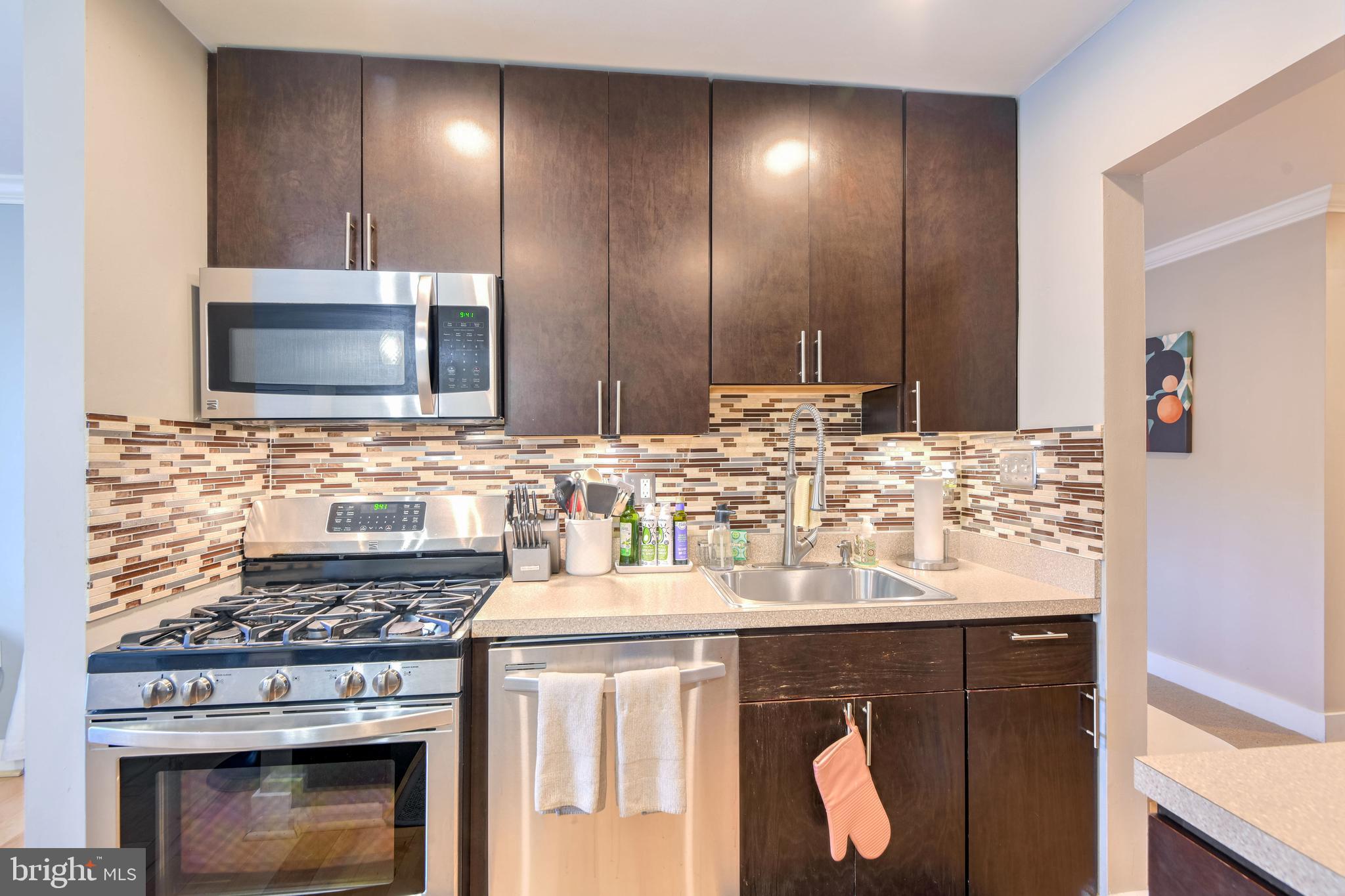 5541 Green Mountain Cir #6