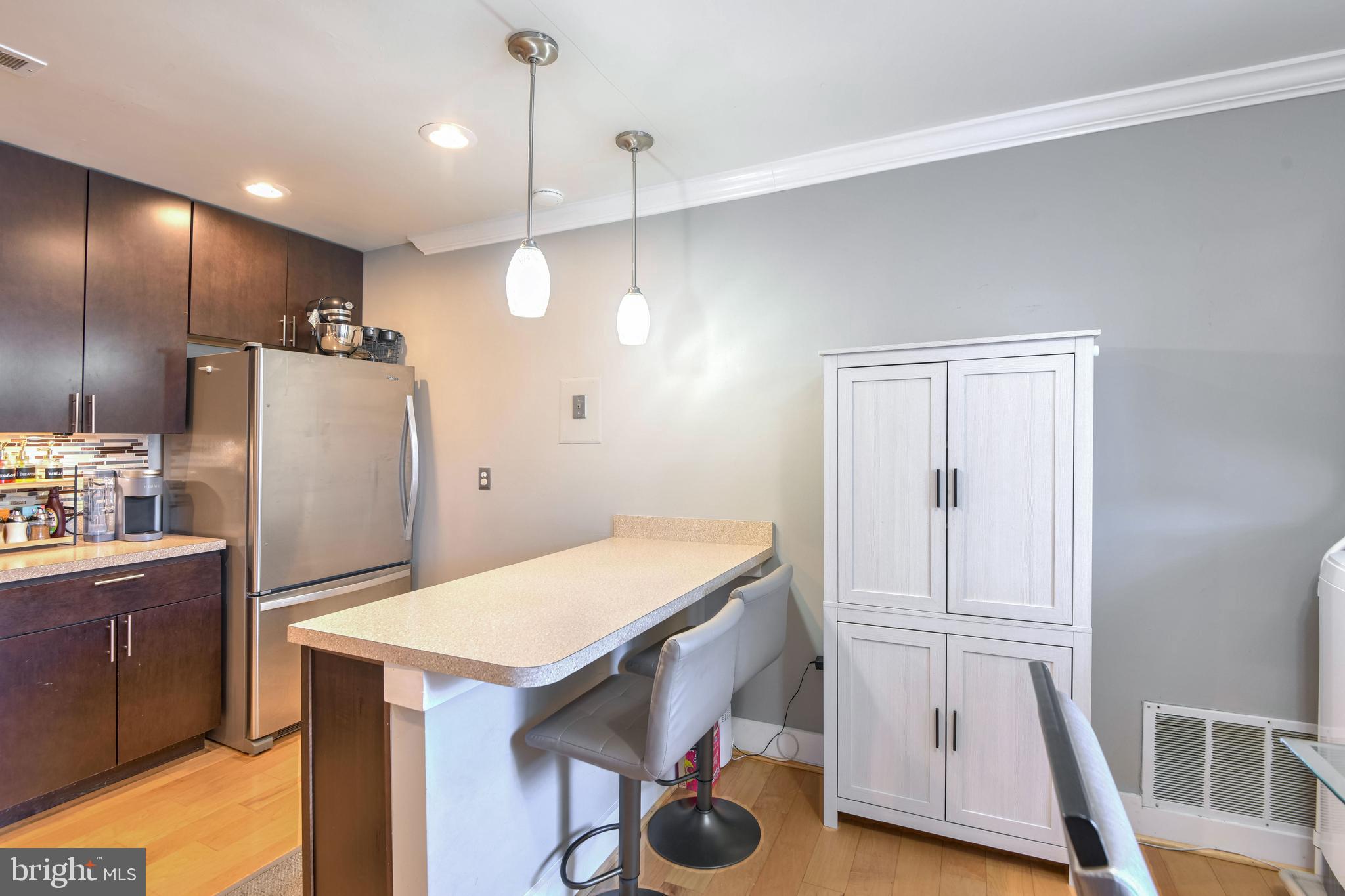 5541 Green Mountain Cir #6
