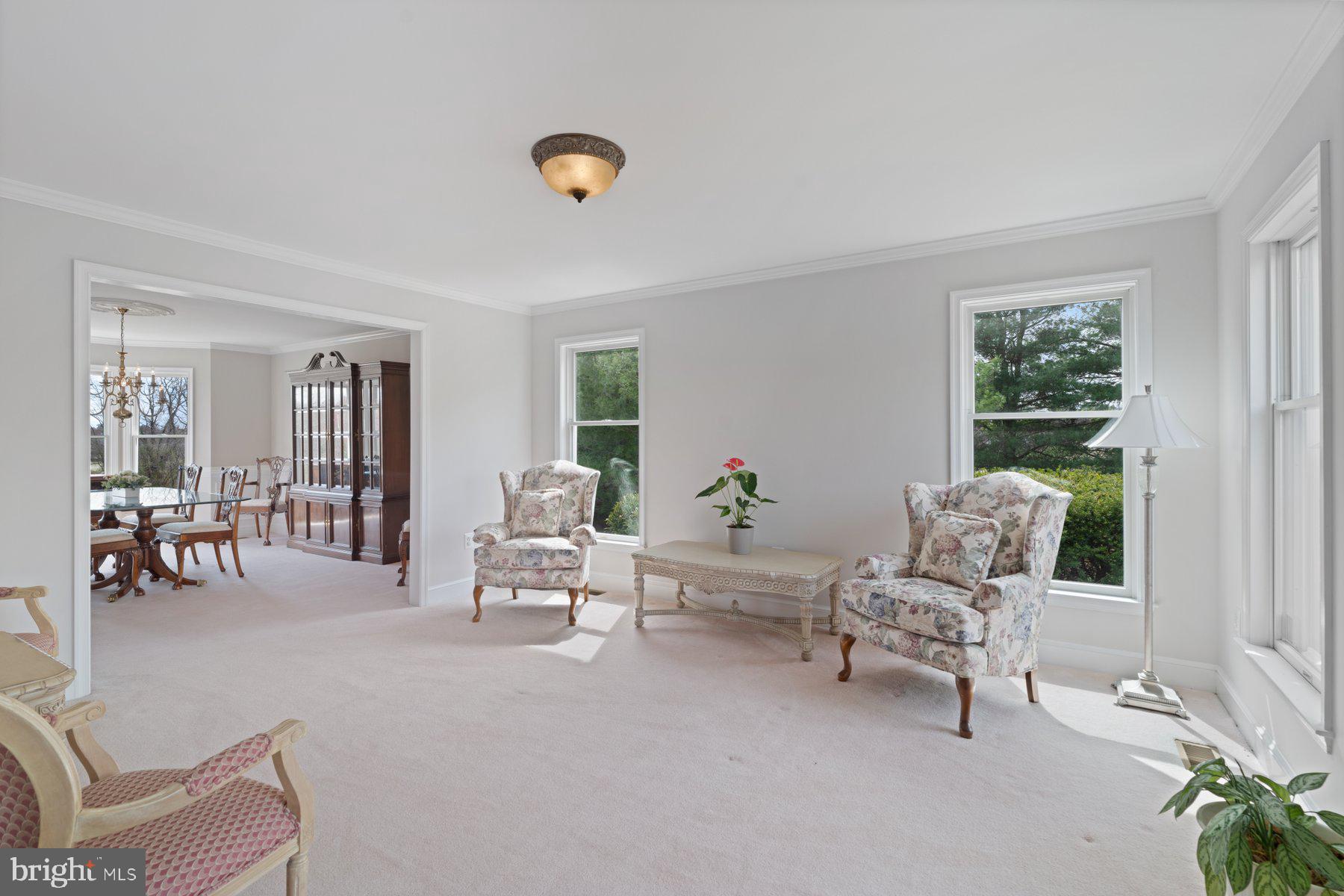 15600 Thistle Downs Ct