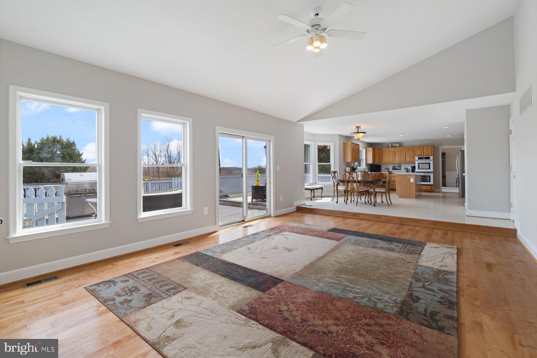 15600 Thistle Downs Ct