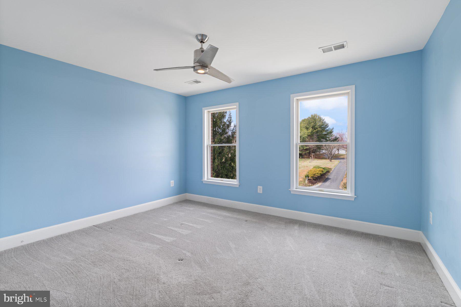 15600 Thistle Downs Ct