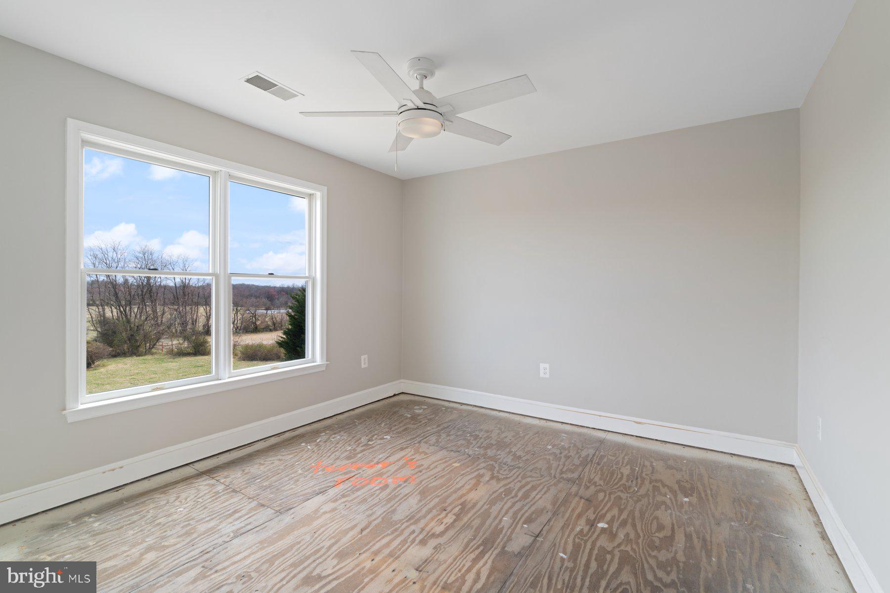 15600 Thistle Downs Ct