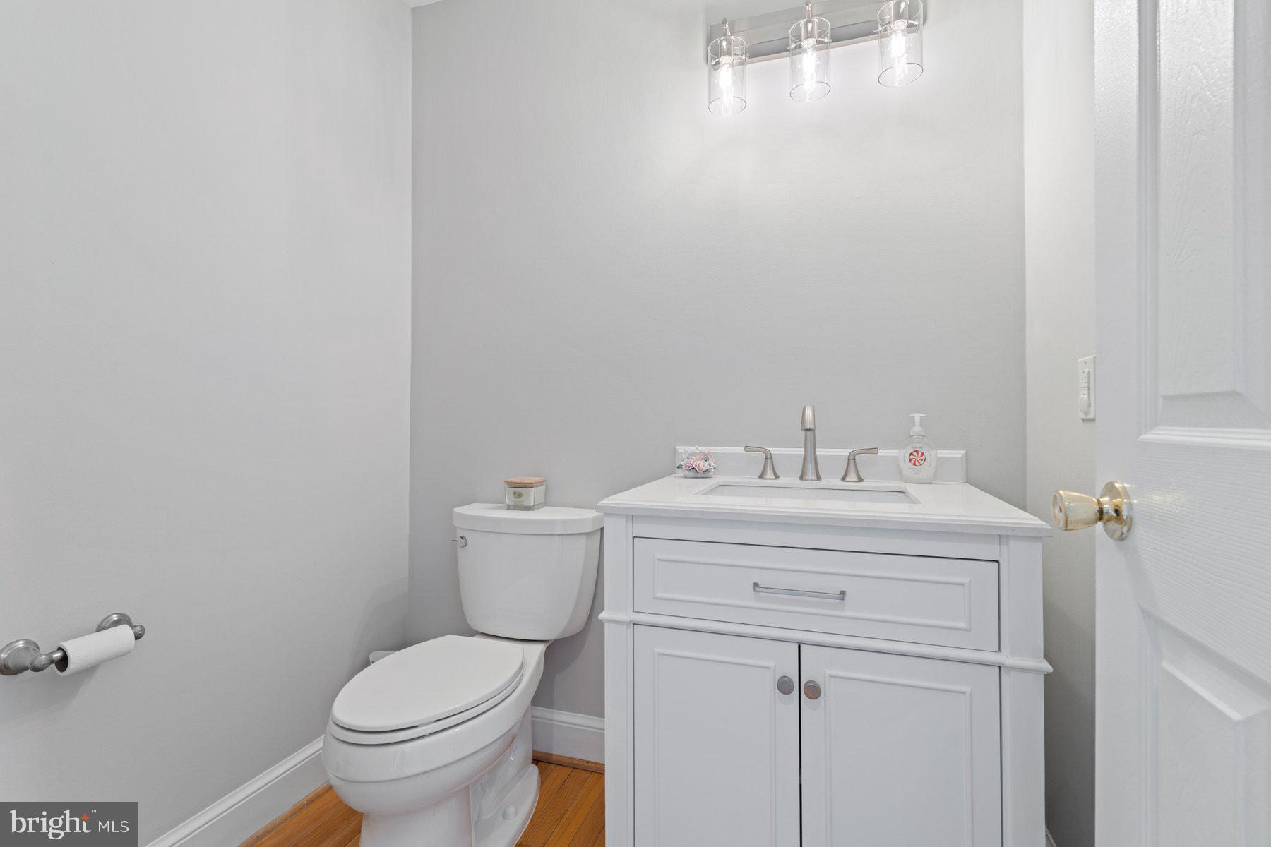 15600 Thistle Downs Ct