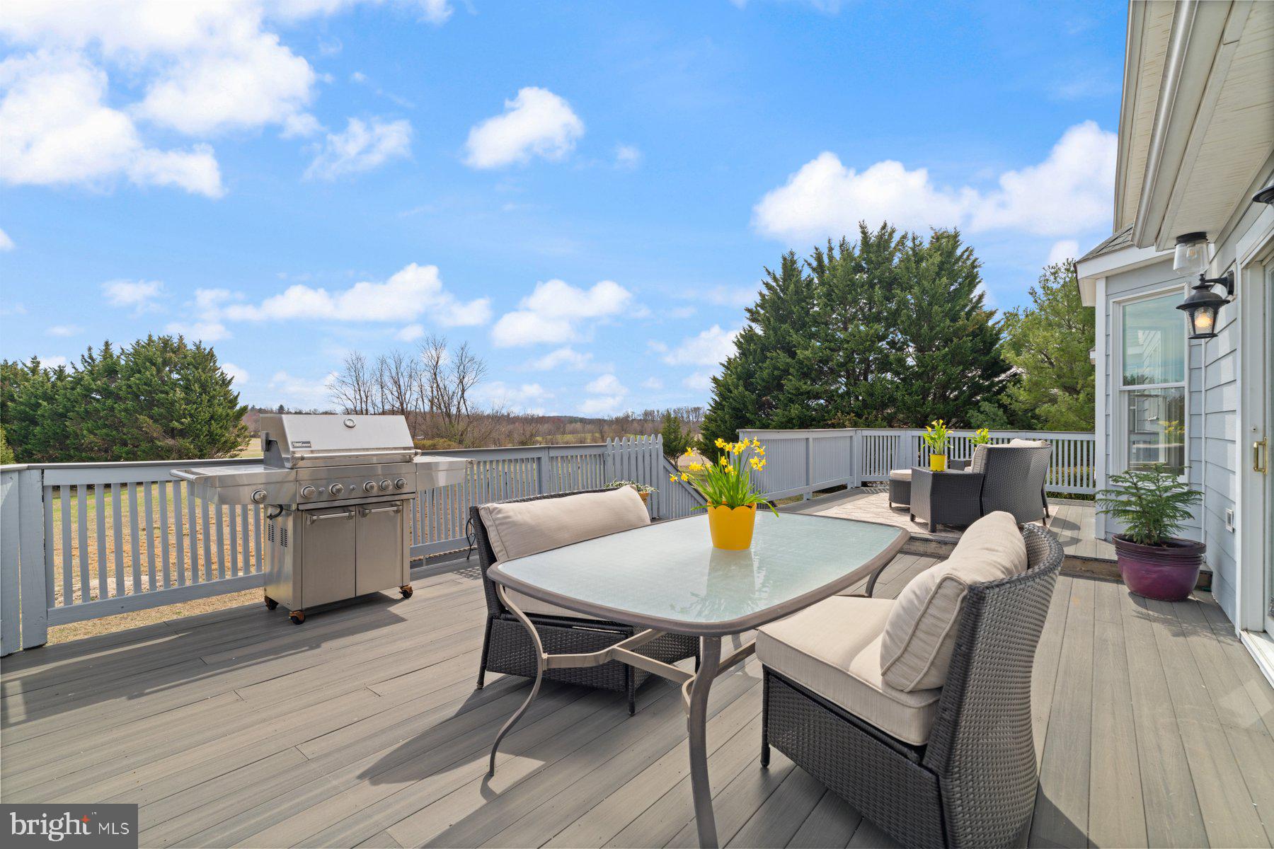 15600 Thistle Downs Ct