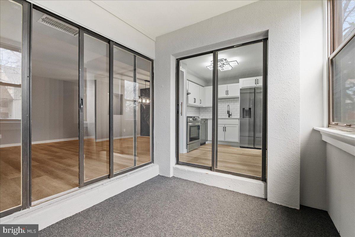 9639 Whiteacre Rd #B-4