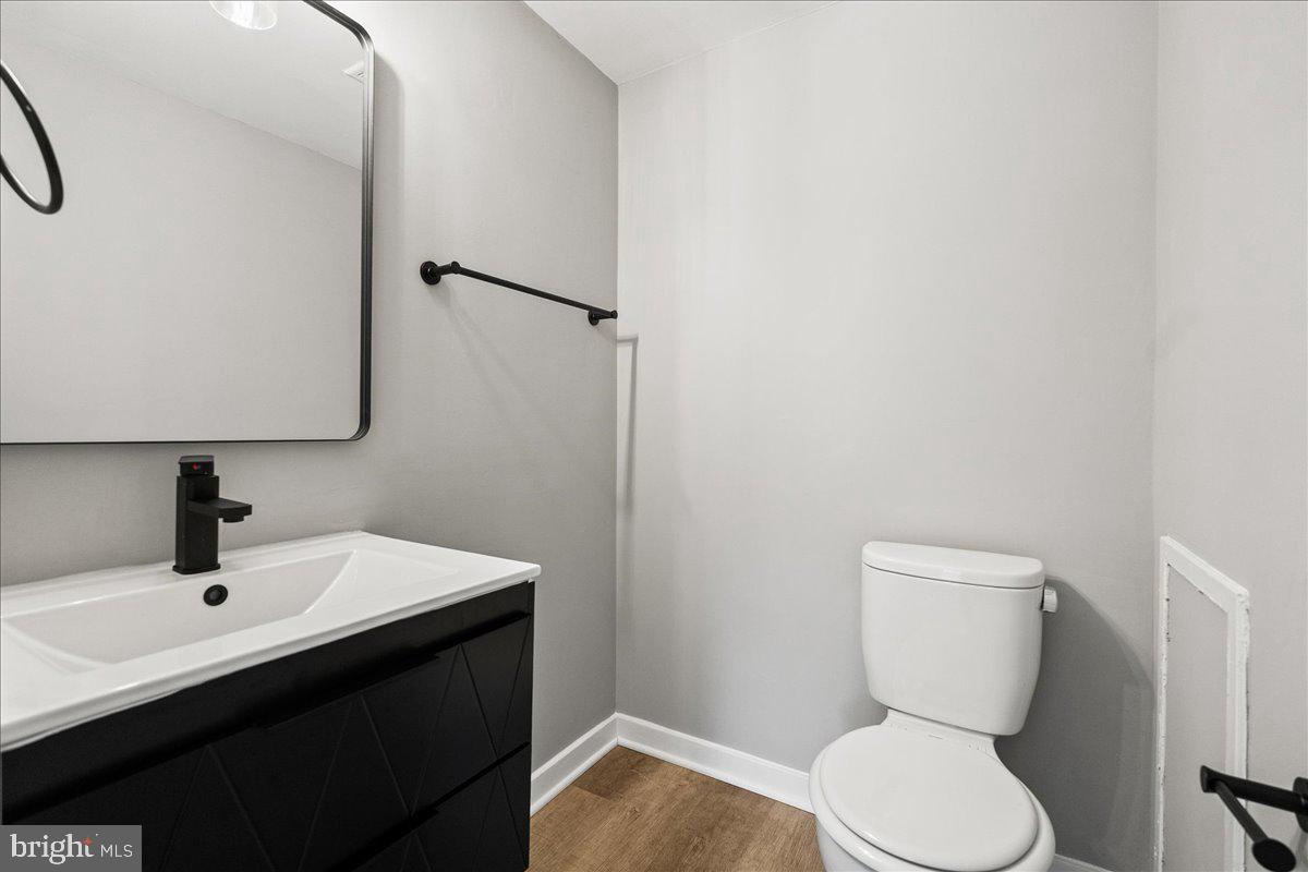 9639 Whiteacre Rd #B-4