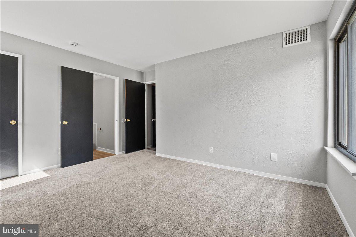 9639 Whiteacre Rd #B-4