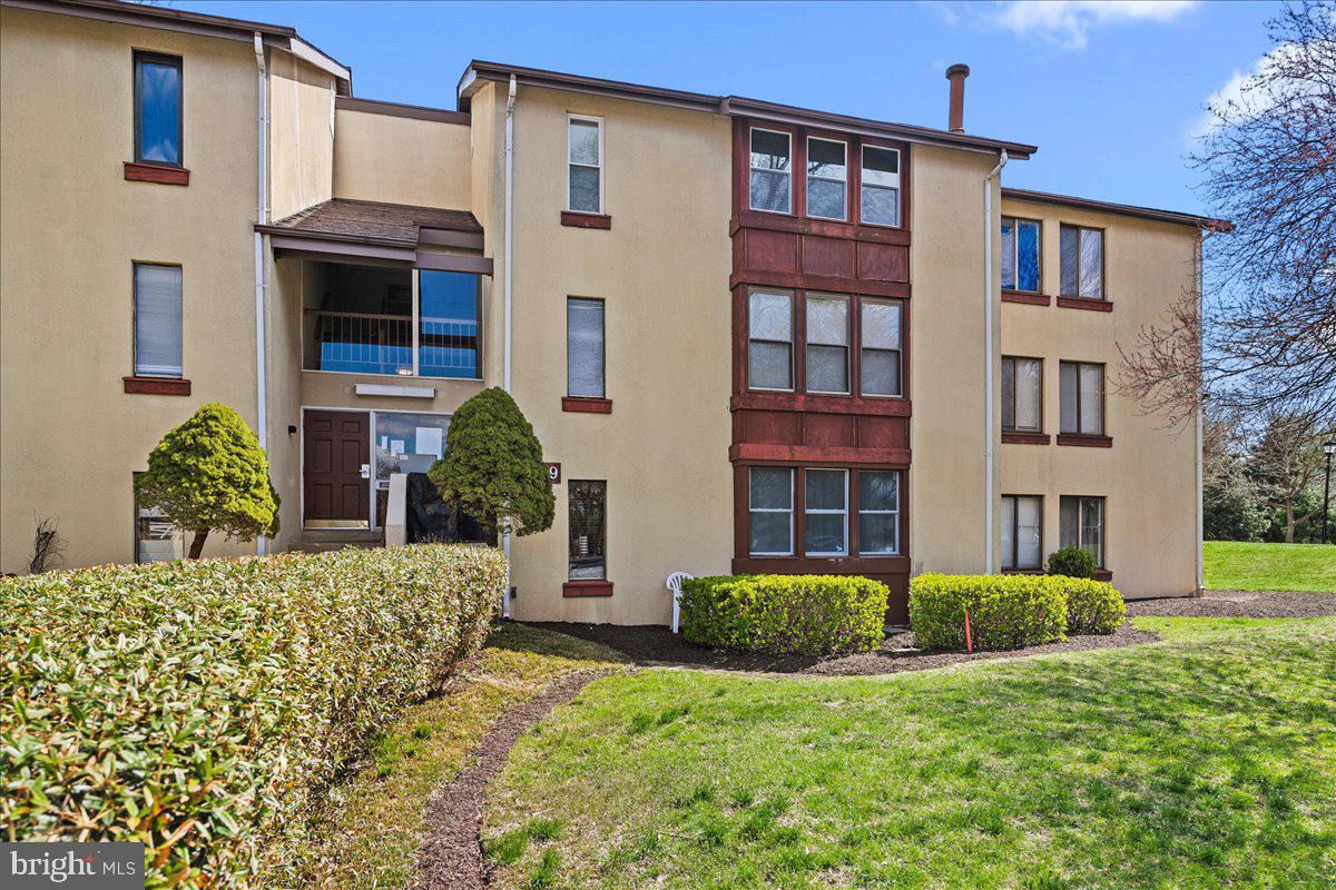 9639 Whiteacre Rd #B-4