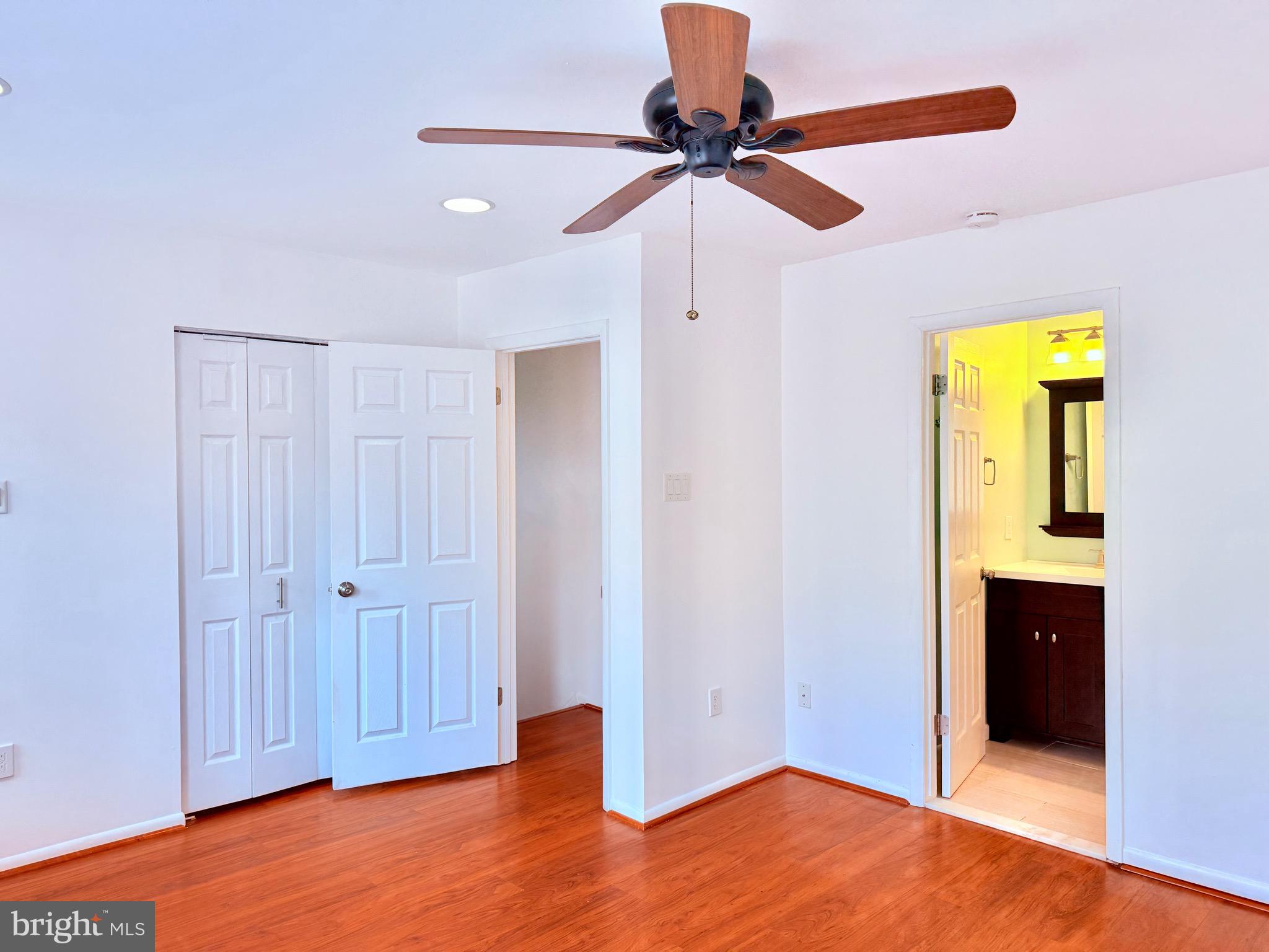 9475 Clocktower Ln