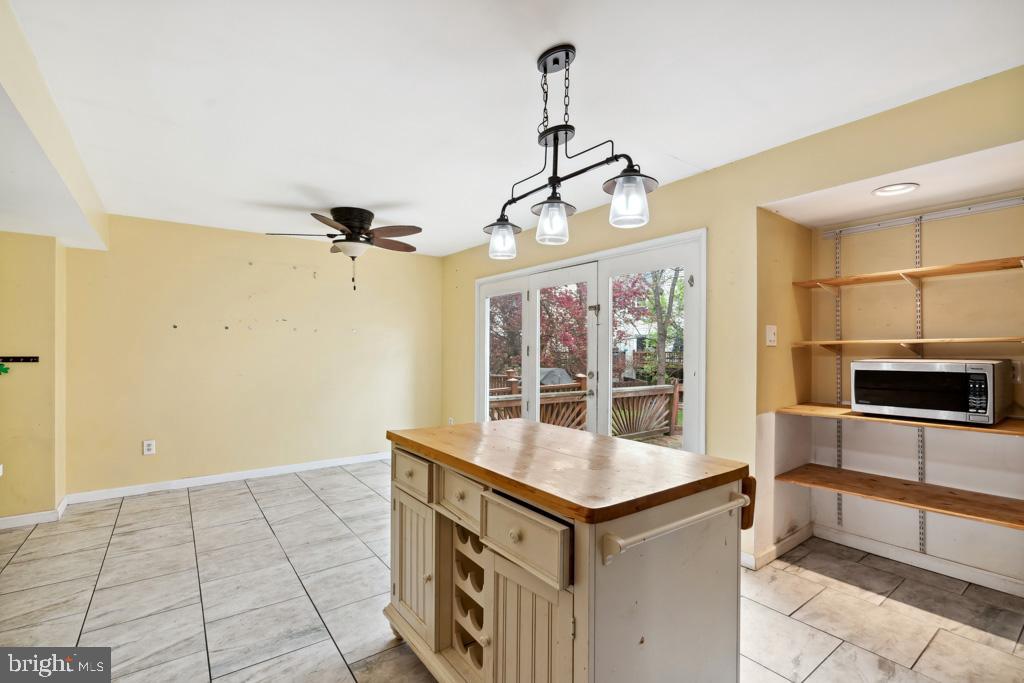 5235 LIGHTFOOT PATH