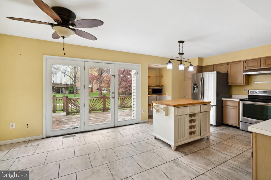 5235 LIGHTFOOT PATH
