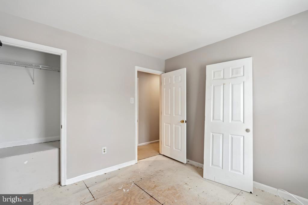 5235 LIGHTFOOT PATH