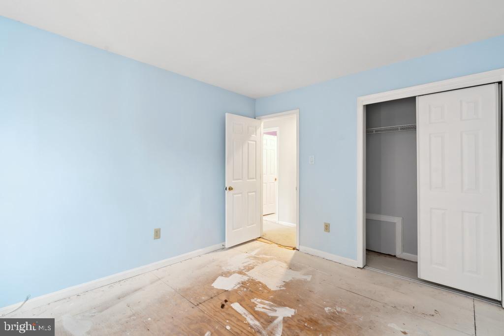 5235 LIGHTFOOT PATH