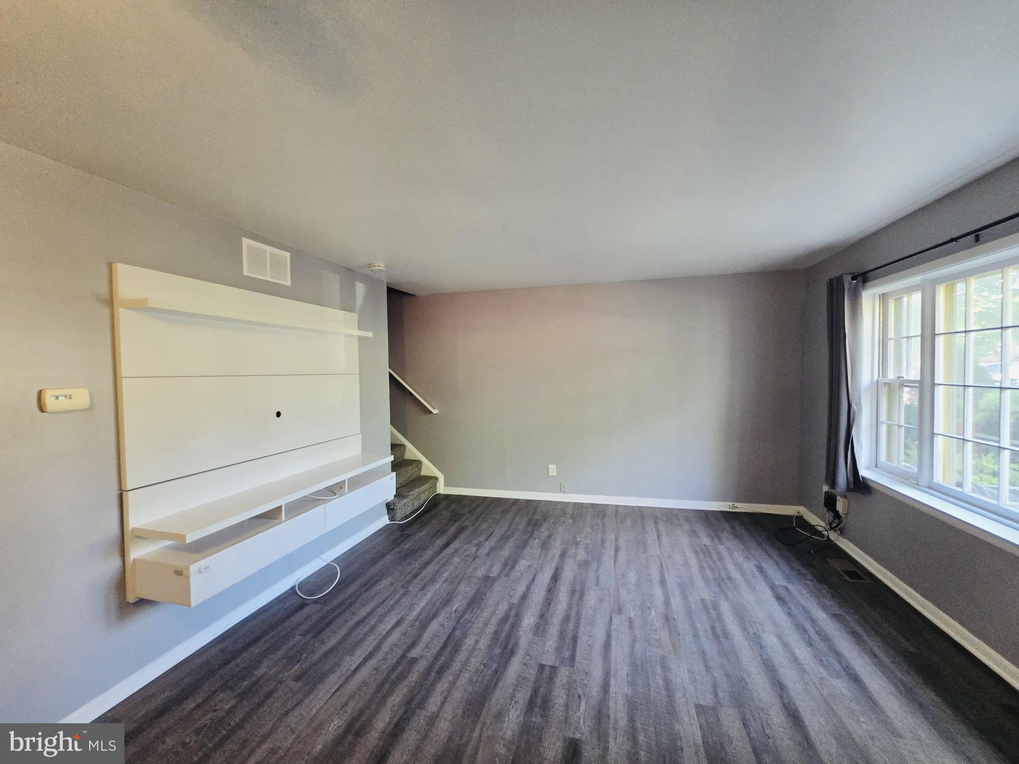 9090 Moonshine Holw #C