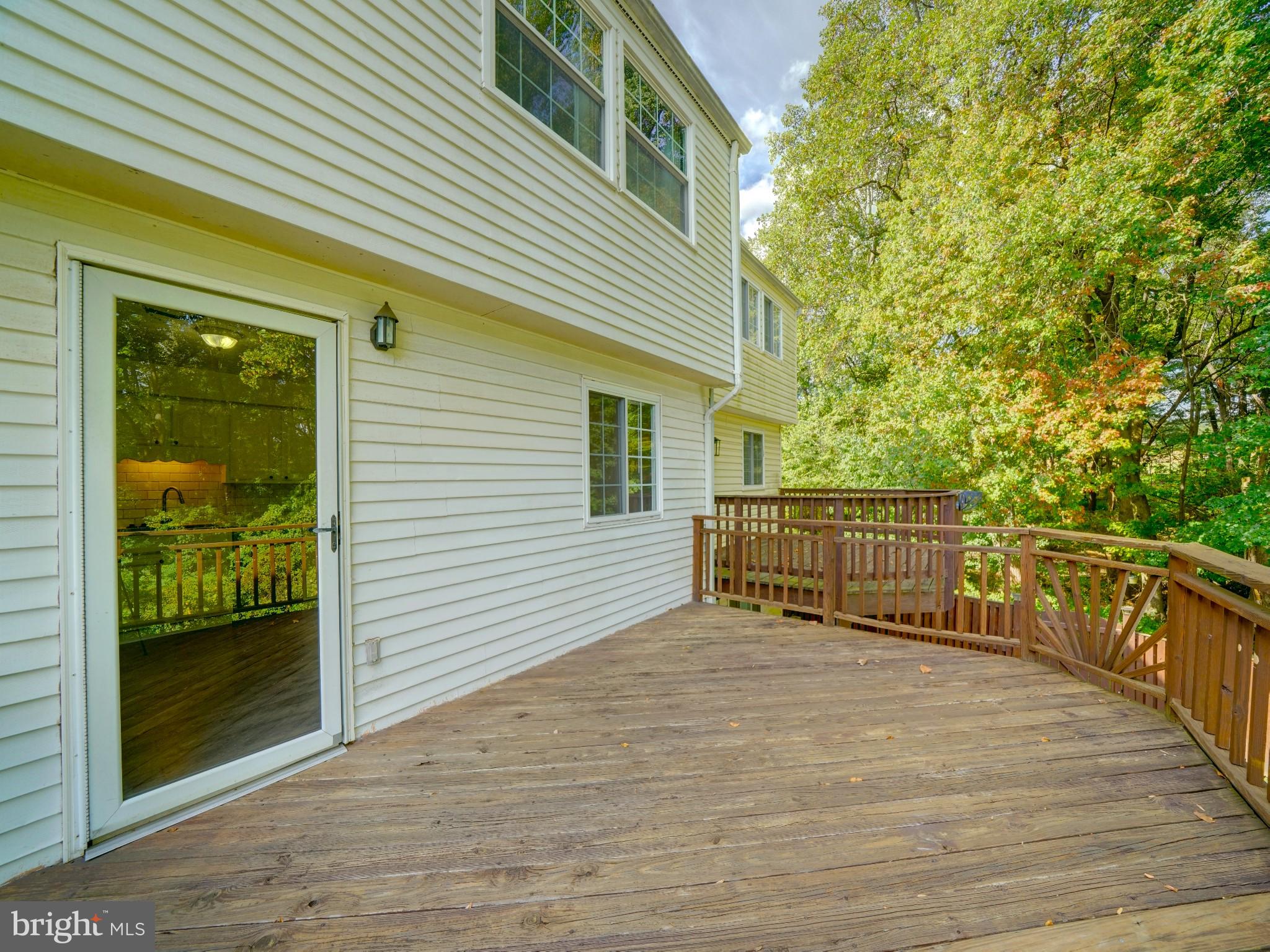 10633 DELFIELD COURT