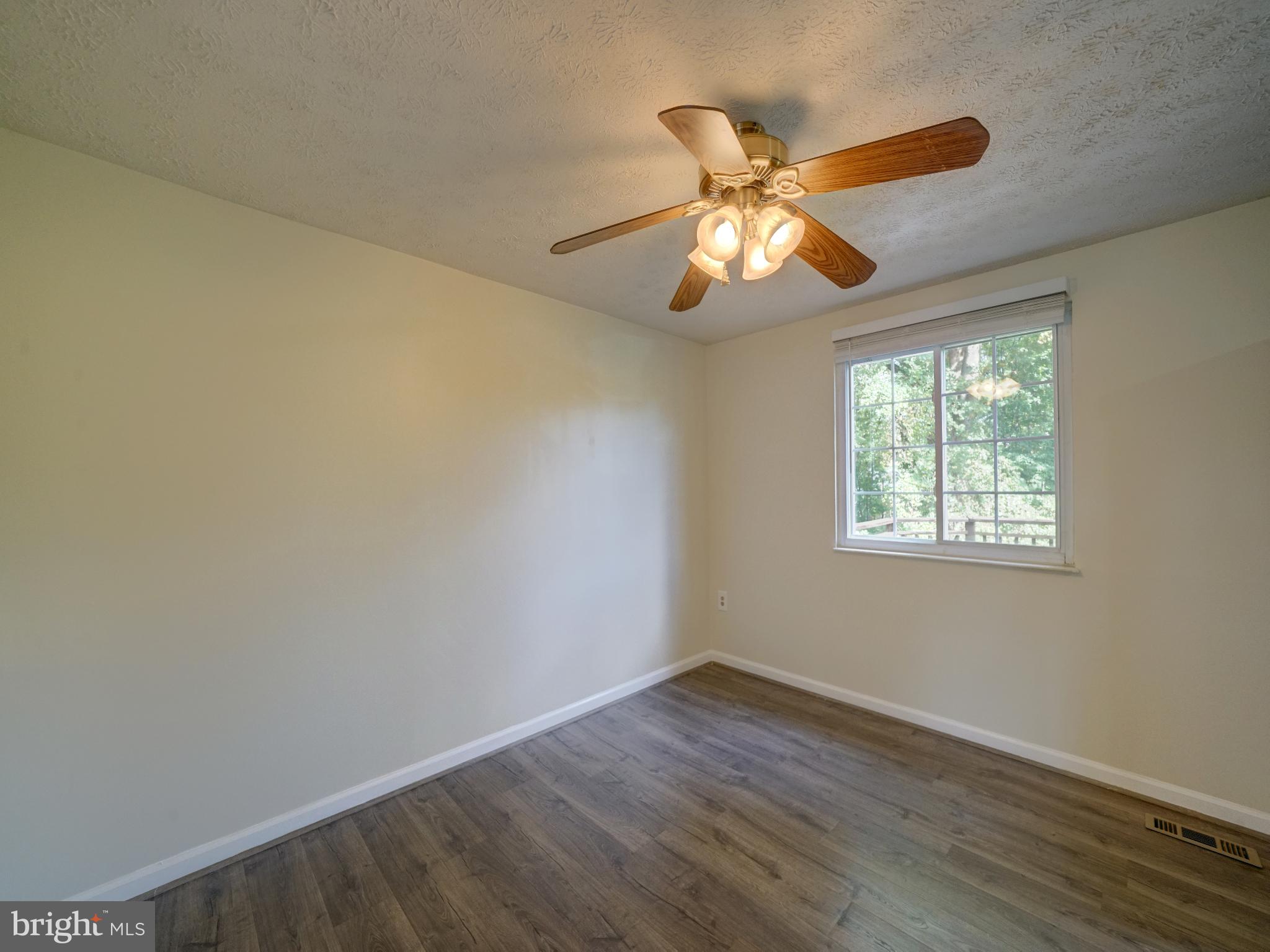 10633 DELFIELD COURT