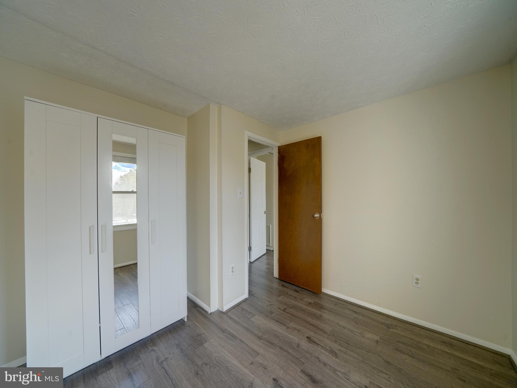 10633 DELFIELD COURT