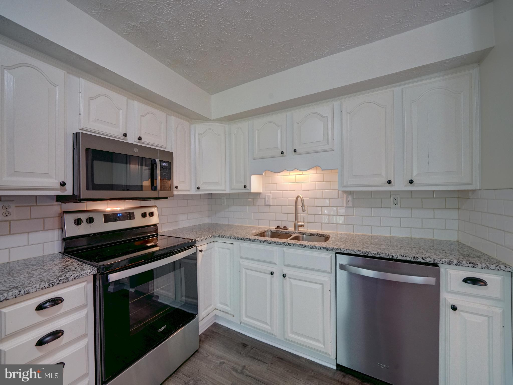 10633 DELFIELD COURT