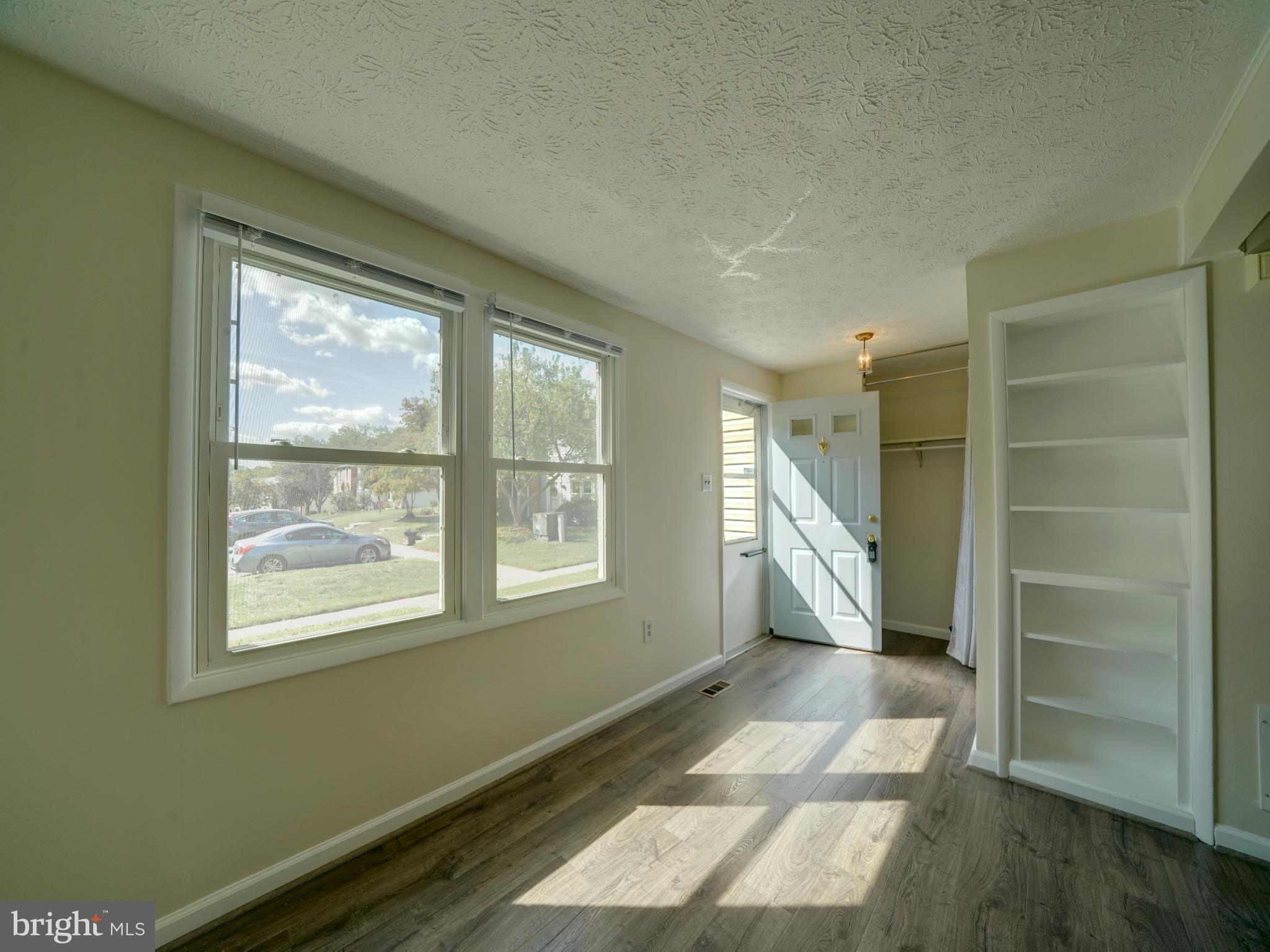 10633 DELFIELD COURT