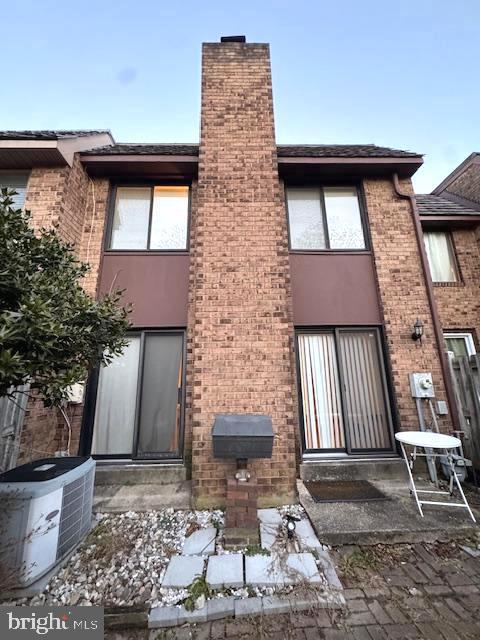 5312 ELIOTS OAK ROAD