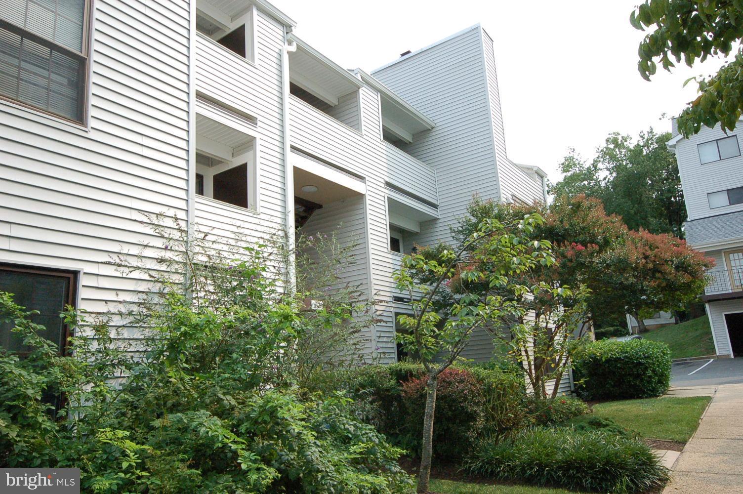 1623 CARRIAGE HOUSE TERRACE Unit: D