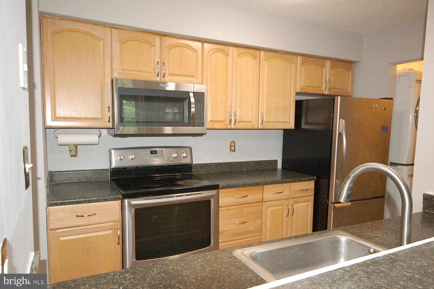 1623 CARRIAGE HOUSE TERRACE Unit: D