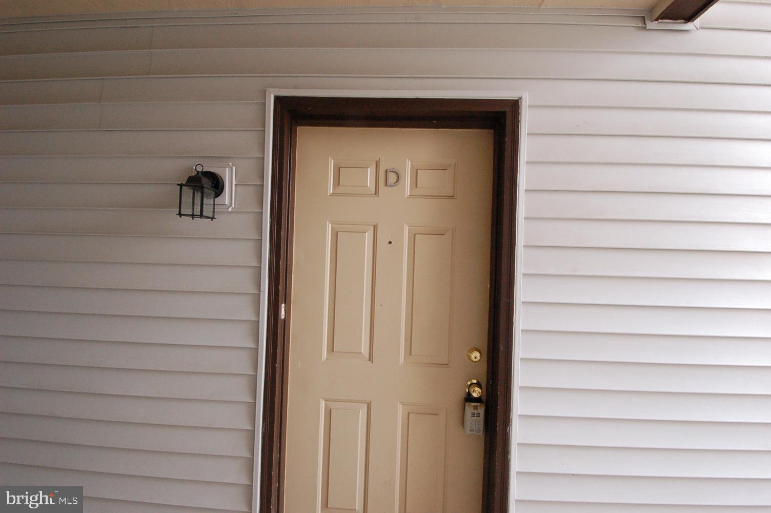 1623 CARRIAGE HOUSE TERRACE Unit: D