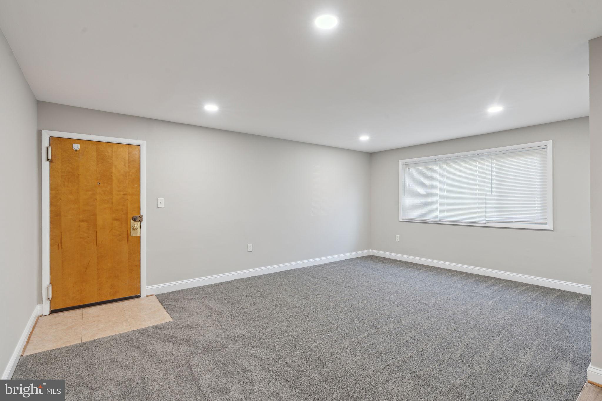 11514 Bucknell Dr #114