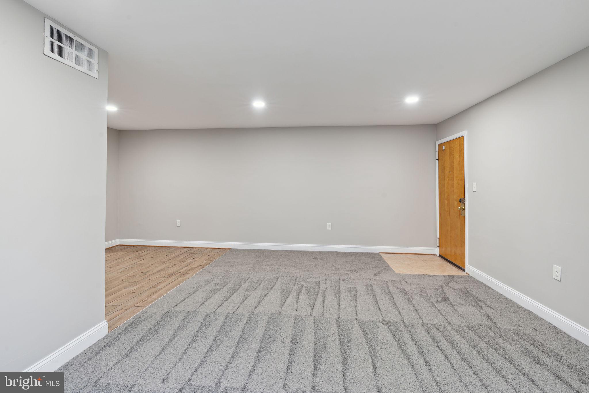 11514 Bucknell Dr #114