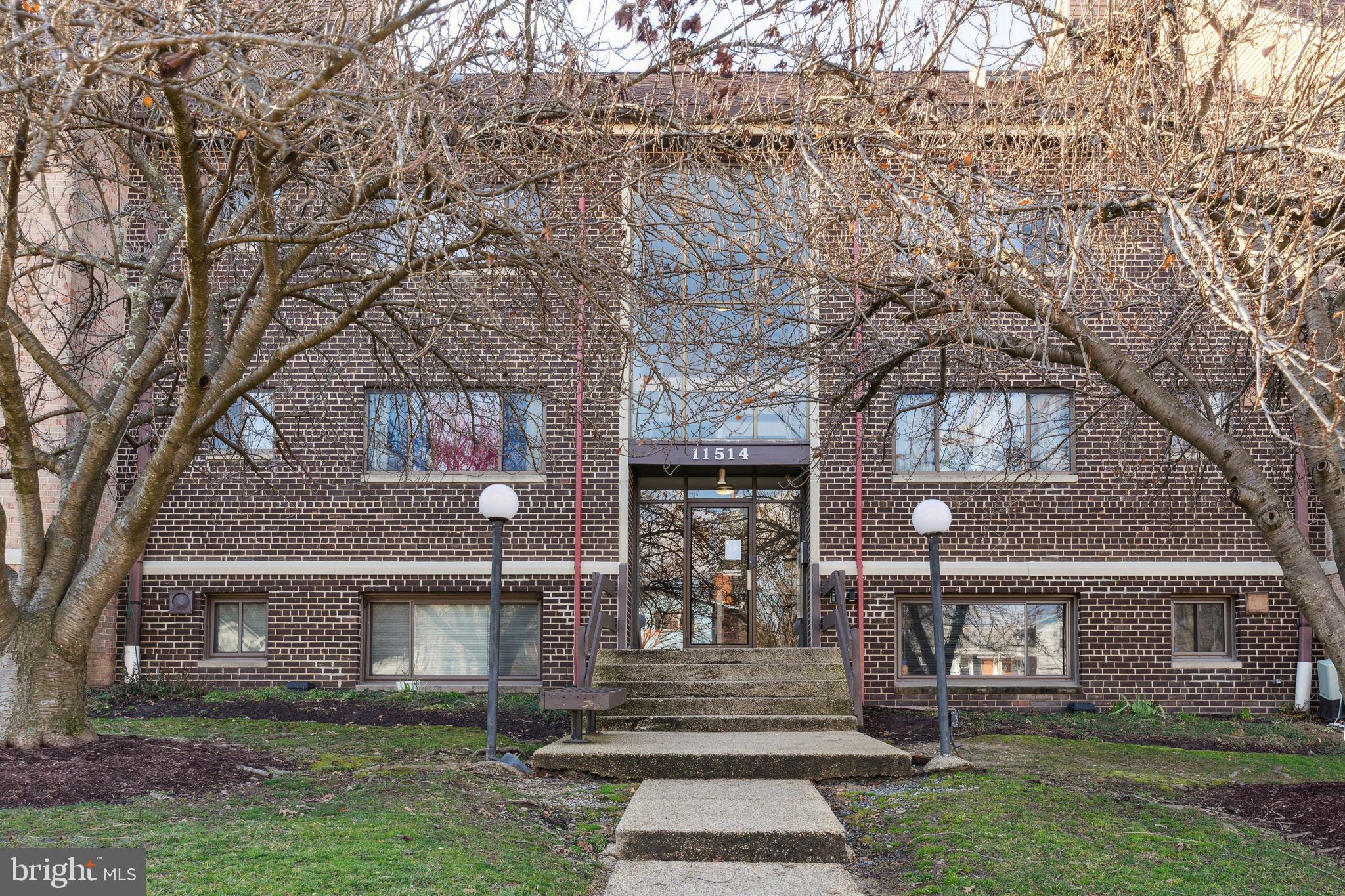 11514 Bucknell Dr #114