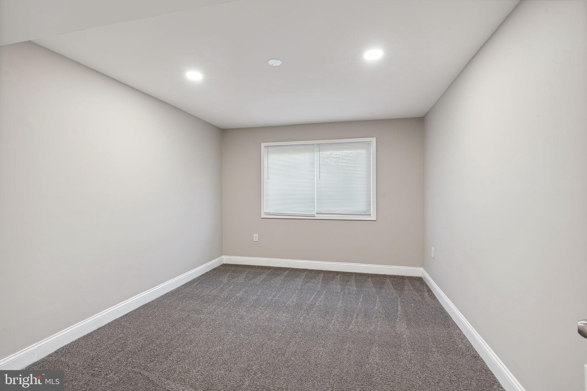 11514 Bucknell Dr #114