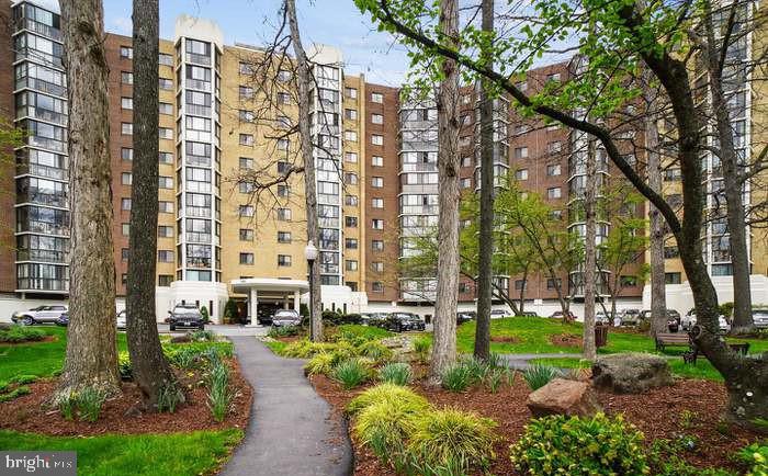 15101 Interlachen Dr #1-815