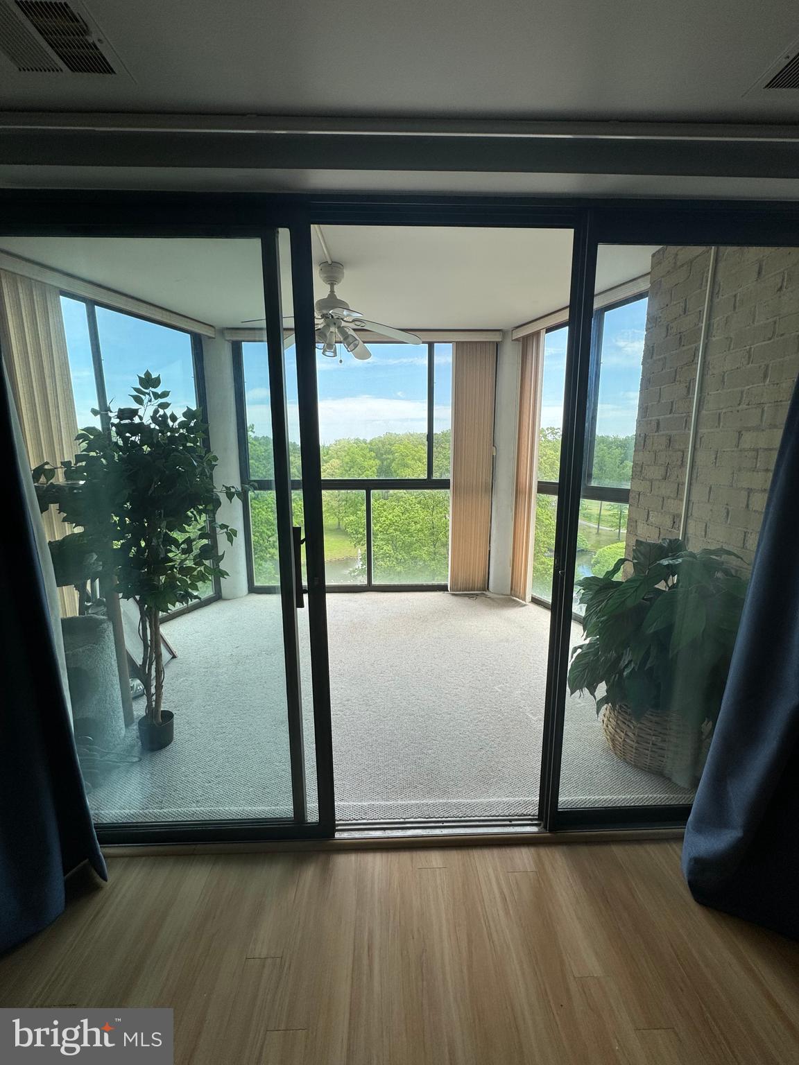 15101 Interlachen Dr #1-815