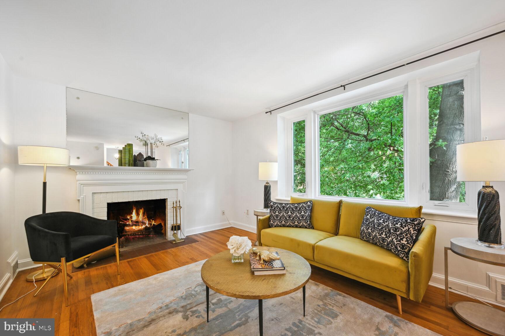 211 Dale Dr