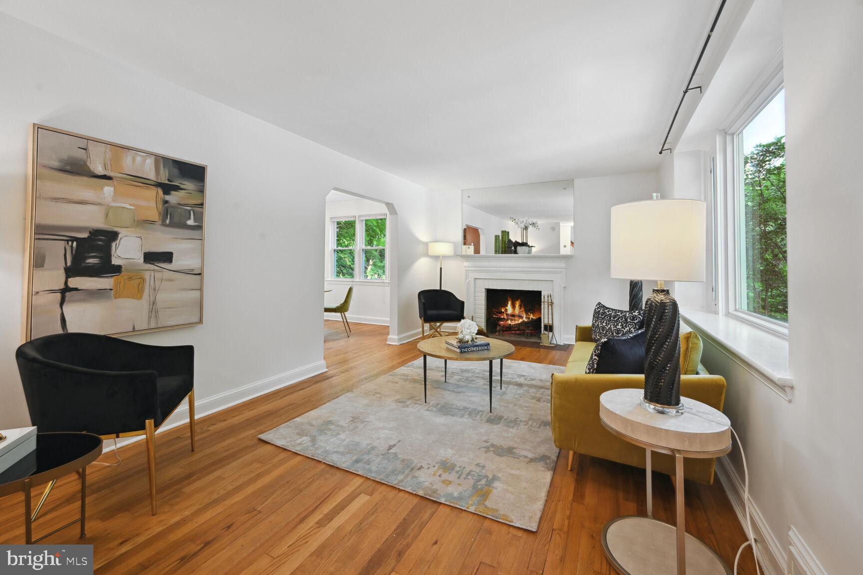 211 Dale Dr