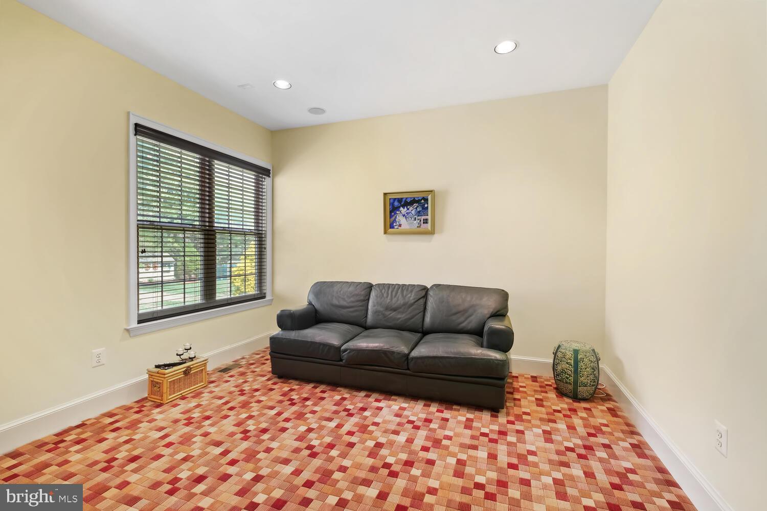 15506 Norman Dr
