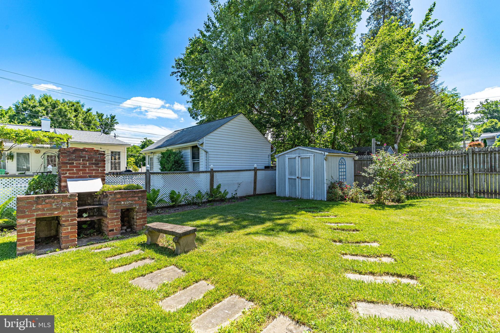 11805 College View Dr