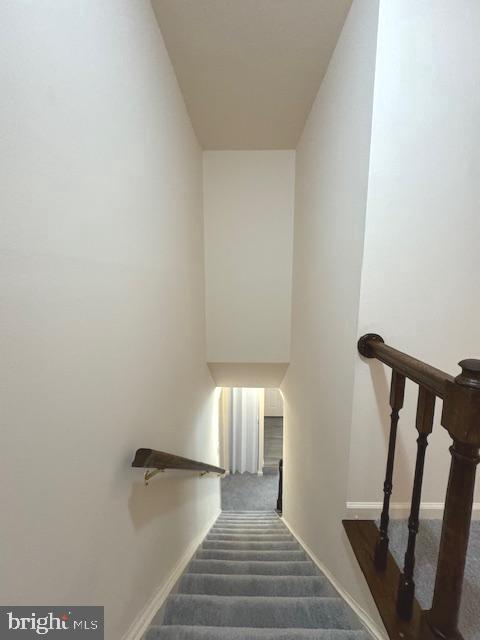 14728 Valiant Ter #14-152