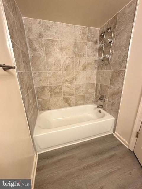 14728 Valiant Ter #14-152