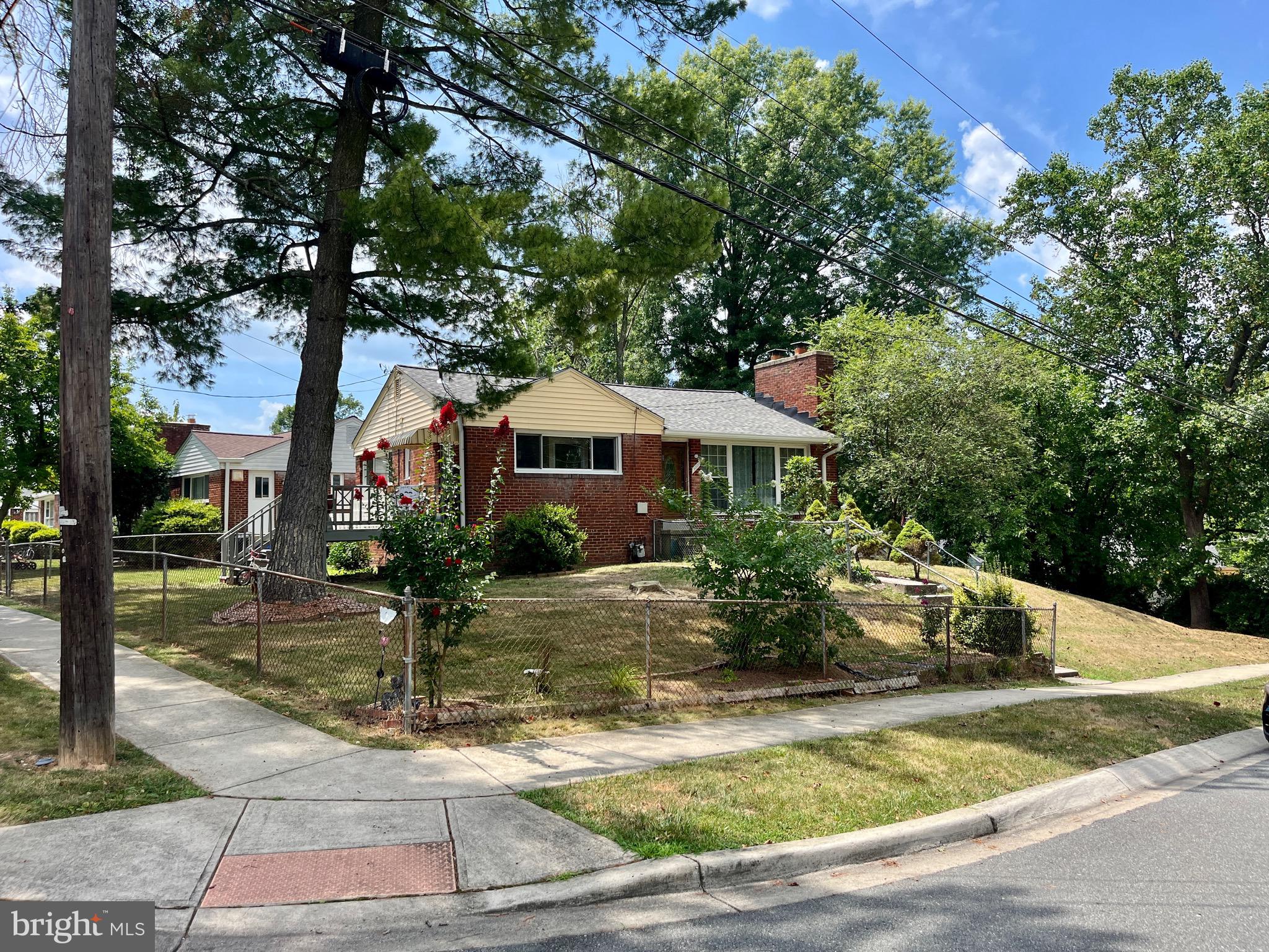 2500 Evans Dr