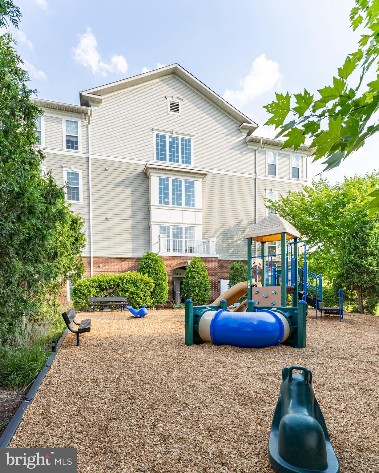 3850 CLARA DOWNEY AVE #14