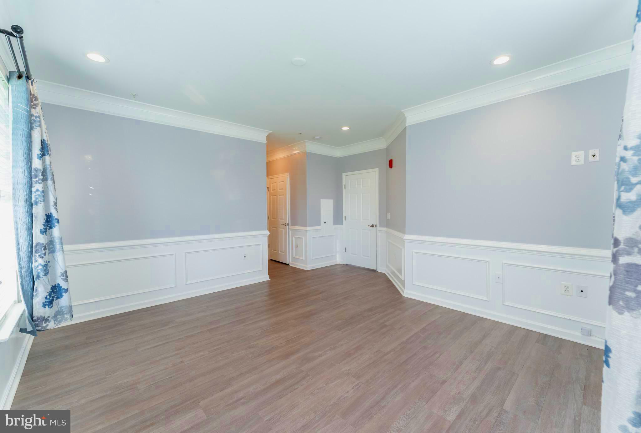 3850 CLARA DOWNEY AVE #14